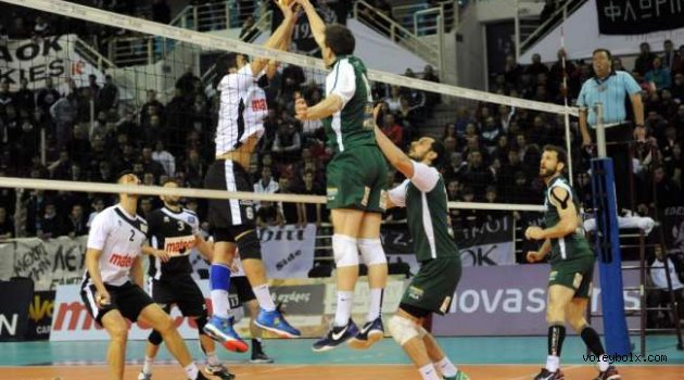 Yunanistan'da ilk finalist Olympiakos